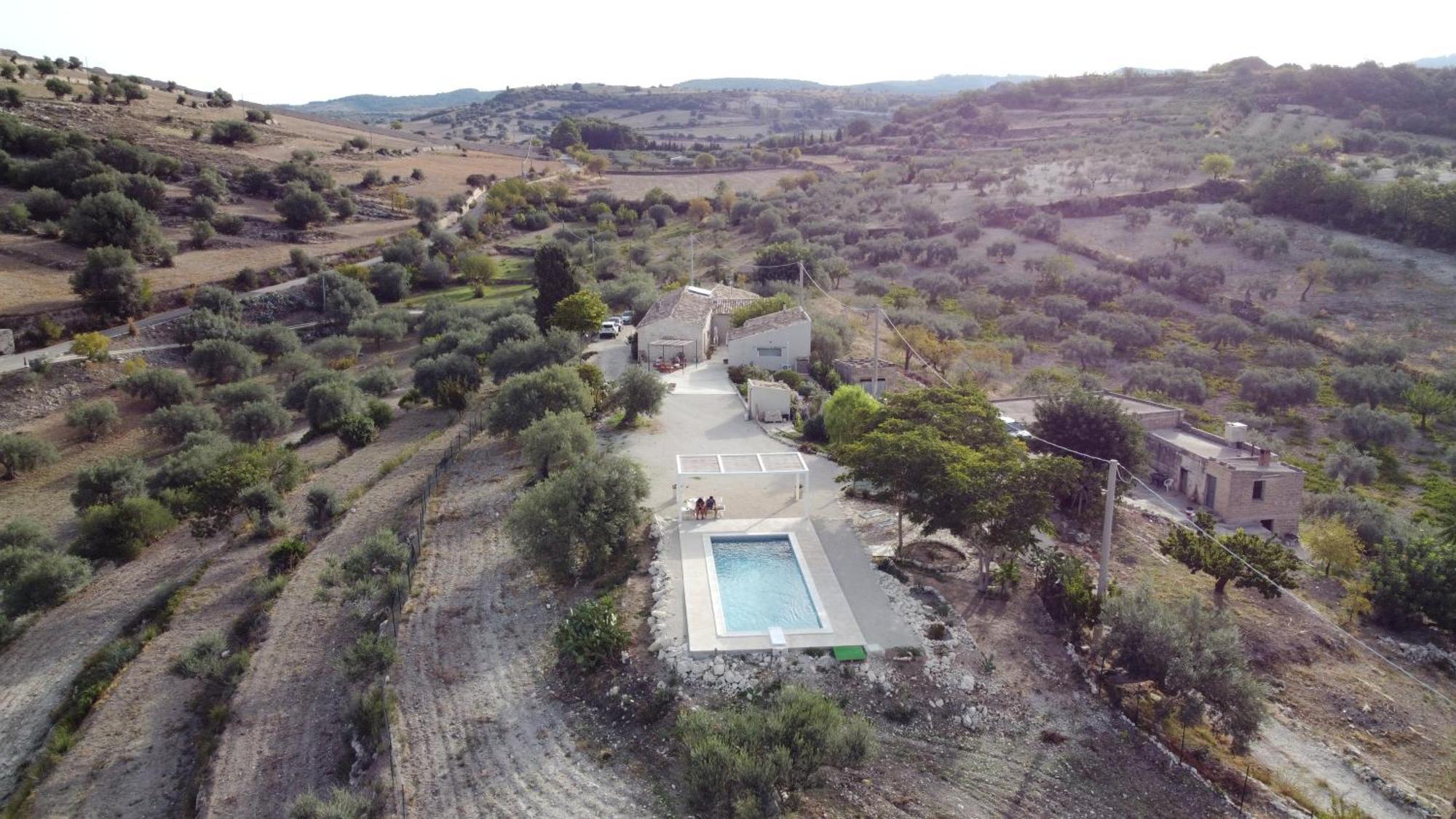 Casa Giufa B&B К'ярамонте-Гульфі Екстер'єр фото